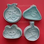 Angry Bird plunger cookie cutter with stamp, 4 piecse set.