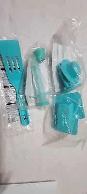 PAMPERED CHEF mini Silicone spatula Chocolate Drizzler Boat Press Set NEW