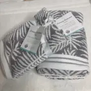 Tommy Bahama 2 Hand Towels 2 Fingertip Towels Grey with White LINEAR PALMS