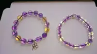 在飛比找Yahoo!奇摩拍賣優惠-高級清透料紫黃手環(幸運草款)