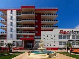 Red Hotel