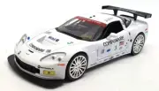 Jada 1/24 Scale Diecast 31651 - 2005 Chevy Corvette C6-R #3 - White
