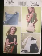 Vogue 8661 Accessories Lined Shoulder Bags Pattern Inside Pockets Purses Totes