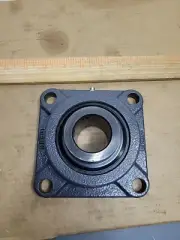 Qty: 1 PEER FX08 4-BOLT FLANGE UNIT w/ UCX08-24 BALL BEARING INSERT