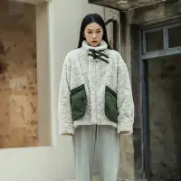 在飛比找Yahoo奇摩購物中心優惠-設計所在Style-韓版寬鬆保暖軍綠拼色仿皮草毛毛外套