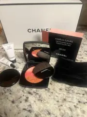 8.5 g. 0.3 oz Chanel Camelia Futura Trio Powder Blush Limited Edition + Tracking