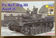 DRAGON 6853: 1/35 Pz.Kpfw III Ausf. K Bef. Wg w/ Schurzen + German Tank crew