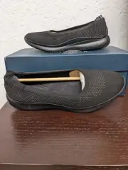 NIB! Cole Haan Zerogrand Knit Women's Slip On Flats W14285. Size 7B Black. NEW!