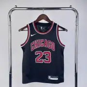 NEW MICHAEL JORDAN #23 YOUTH M CHICAGO BULLS JERSEY BASKETBALL