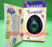 1997 BANDAI ENGLISH TAMAGOTCHI GREEN VIRTUAL PET *NEW* ELECTRONIC KEYCHAIN GAME