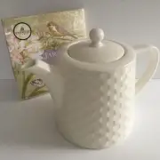 TEAPOT WHITE / CREME FORUM 1.2 LITRE BASKET WEAVE CRYSTAL CHESS DESIGN