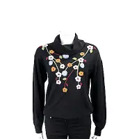 在飛比找Yahoo奇摩購物中心優惠-BLUGIRL 花卉織紋黑色翻領針織衫