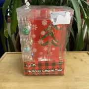Gift Essentials Holiday Glass Tree with Beaded Glitter Ornament Wine Charms NIB