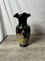 2001 Fenton Safari Collection - Tiger Signature Vase Christine Fenton