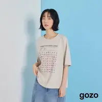 在飛比找momo購物網優惠-【gozo】gozo圈字遊戲開衩袖寬版T恤(兩色)