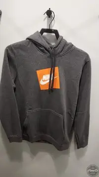 在飛比找Yahoo!奇摩拍賣優惠-POMELO柚 NIKE NSW HBR HOODIE 灰 