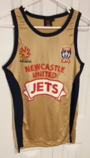 Newcastle United Jets Soccer/Football Singlet Tank Top From 2007 Season Size S