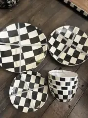 Black And White Checkered Dinnerware Set