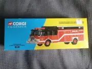 Corgi 1/50 Scale 52202 - E-One Cyclone II Pumper Schaumburg - Limited edition