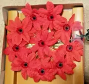 10 Light Star Tree Topper 8.5" Poinsettia Silk Flowers w/Tinsel, Red Lights 125V