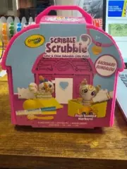 Crayola Scribble Scrubbie Color & Clean Pets Backyard Bungalow Playset 10 Pc