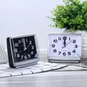 High Quality Simple Battery Operated Home Decor Quartz Number Clock Alarm Clock