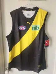 Richmond Tigers Football Club AFL Men's Puma 2022 Home Guernsey Size 3XL