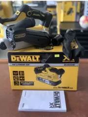 NEW DeWalt DCW220N-XJ 18V XR Li-ion Cordless Brushless 533mm (21") Belt Sander