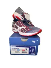 Brand New Women's Mizunos Waveknit R1