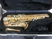 HollywoodWinds Alto Saxophone w/ Hard Shell Case