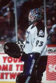 Daren Puppa Tampa Bay Lightning at their 2-2 tie against the Might- Old Photo