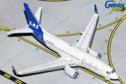 GEMINI JETS SCANDINAVIAN AIRLINES B737-700W 1:400 DIE-CAST GJSAS1988 IN STOCK