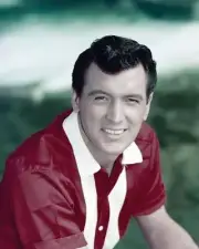 Rock Hudson striking 1950's handsome smiling portrait in red shirt Poster 24x36