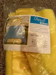 NEW Encee Yellow Full Blanket Acrylic Nylon Binding Sleepwell Waffle