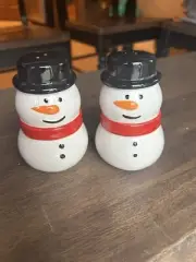 vintage christmas Snowmen salt and pepper shakers Kmart Brand Snowman