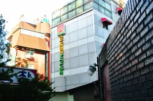 登巴連鎖客棧首爾店Seoul Dengba Hostel