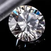Excellent IGI Lab Grown CVD Diamond Round Cut 2.02 CT E Color VVS2 Clarity M26