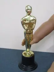 NEW American Girl Doll TOY-6" PRETEND PLASTIC GOLD ACADEMY AWARD replica statue