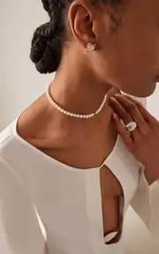 [Yvonne Leon] 9K Yellow Gold Mother of Pearl, Diamond Single Earring