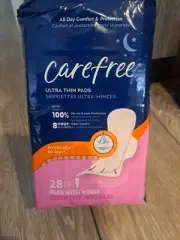 Carefree Ultra Thin Overnight Pads - 28 pads - NEW