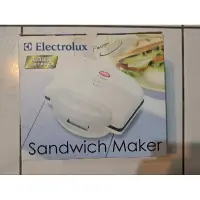 在飛比找蝦皮購物優惠-Electrolux伊萊克斯烤三明治機（熱壓吐司）