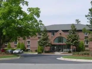 Extended Stay America Suites - Raleigh - Cary - Harrison Ave.