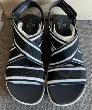 CLOUDSTEPPERS by Clarks Womens Mira Lily Black Strappy Sandals W/Box 7 1/2 M