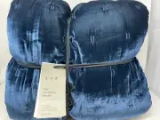 New West Elm Lush Velvet Tack Stitch Full/Queen Quilt ~Midnight Blue~