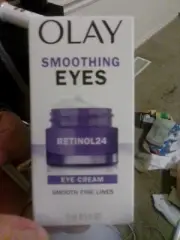 Olay Smoothing Eyes, Retinol 24 Eye Cream Crows Feet AntiAging Wrinkle Treatment