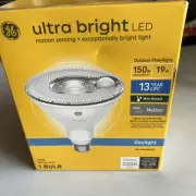 GE Motion Sensing 150W Ultra Bright PAR38 LED Indoor/Outdoor Floodlight Daylight