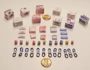 1/24 Garage Diorama Huge Essential Vintage Auto Parts For Your Display