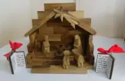 Hand Carved Olive Wood Nativity Scene Manger Stable Christmas w/ Extra Decor