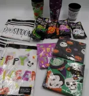 Lot 30 Halloween Party Supplies 54x84 Tablecloths Napkins LED Balloons Cups New