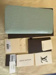 LOUIS VUITTON Epi Zippy Wallet Zip Around Long Wallet Leather Light Green